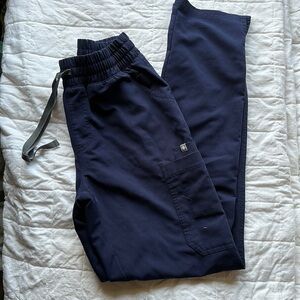 Figs Yola high rise skinny scrub pants